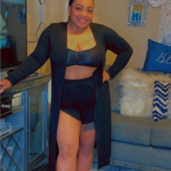 Lounge-3pc Set - Picture 3 of 3